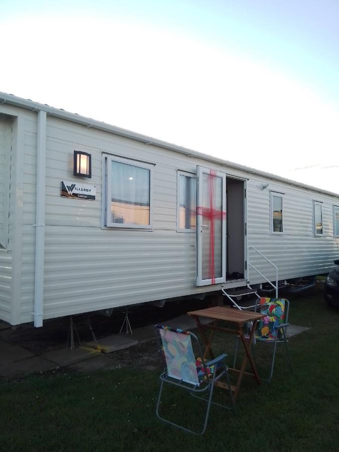 3 Bed ,Sleeps 8 Caravan California Cliffs Holiday Park Scratby Buitenkant foto
